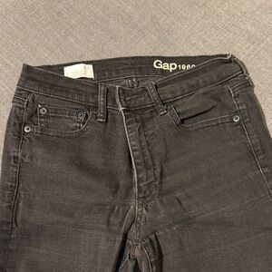 GAP Women's Black Skinny Jeans